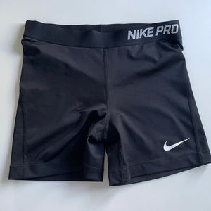 Nike Pro Short Size S